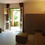 Residenze Al Colle Dei Pini 3*