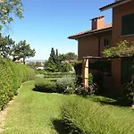 Residenze Al Colle Dei Pini 3*