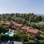 Residenze Al Colle Dei Pini Apartmanhotel