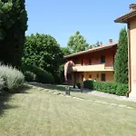 Apartmanhotel Residenze Al Colle Dei Pini 3*