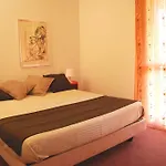Residenze Al Colle Dei Pini Apartmanhotel