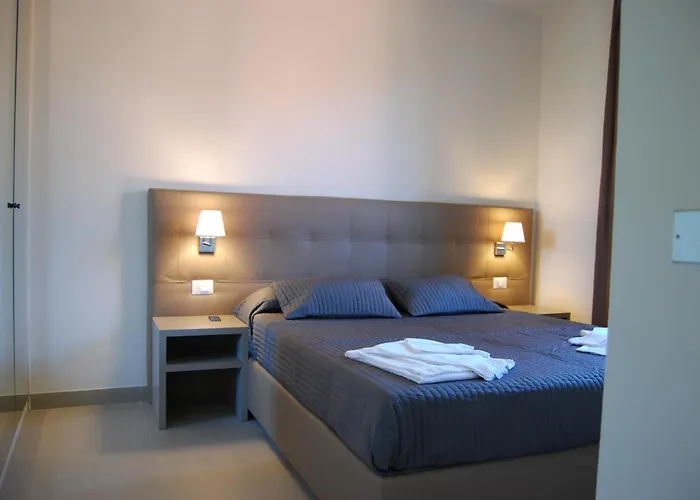 Residenze Al Colle Dei Pini 아파트호텔