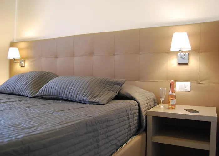 아파트호텔 Residenze Al Colle Dei Pini 3*