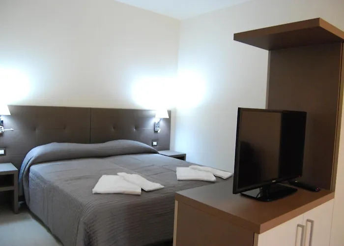 아파트호텔 Residenze Al Colle Dei Pini 리치오네