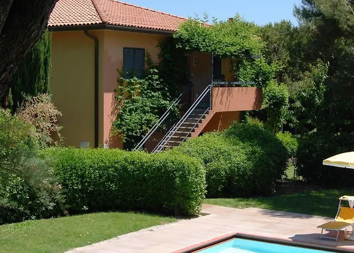 Residenze Al Colle Dei Pini 3*