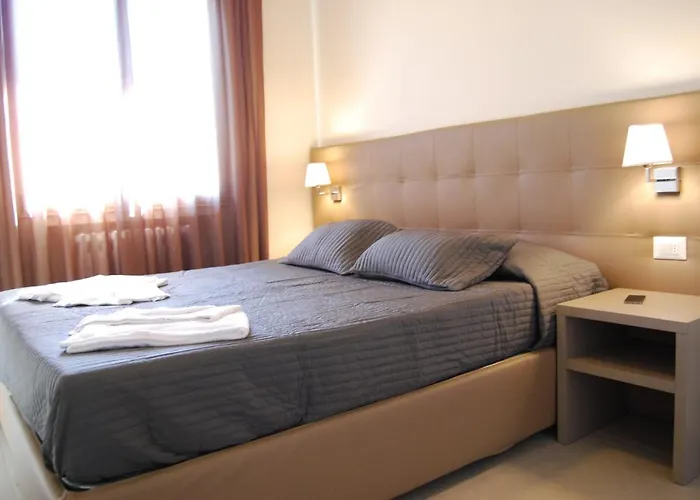 Residenze Al Colle Dei Pini Apart Otel Riccione