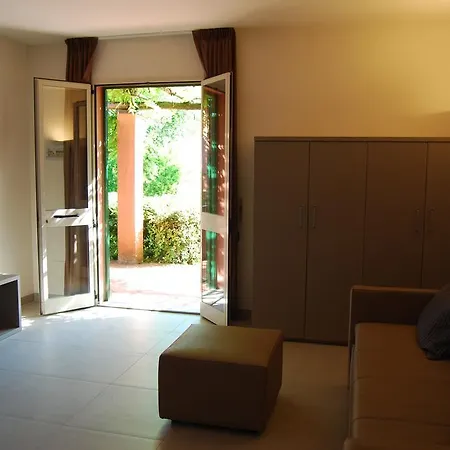 Residenze Al Colle Dei Pini 3*