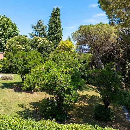 Residenze Al Colle Dei Pini 3*
