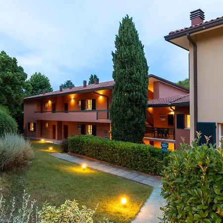 Residenze Al Colle Dei Pini リッチョーネ