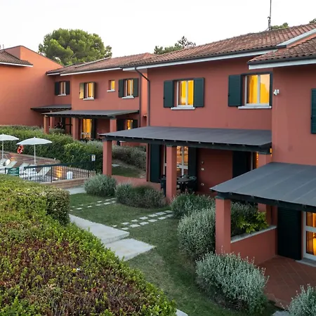 Residenze Al Colle Dei Pini 3*