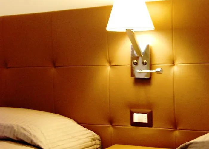 Lejlighedshotel Residenze Al Colle Dei Pini 3*