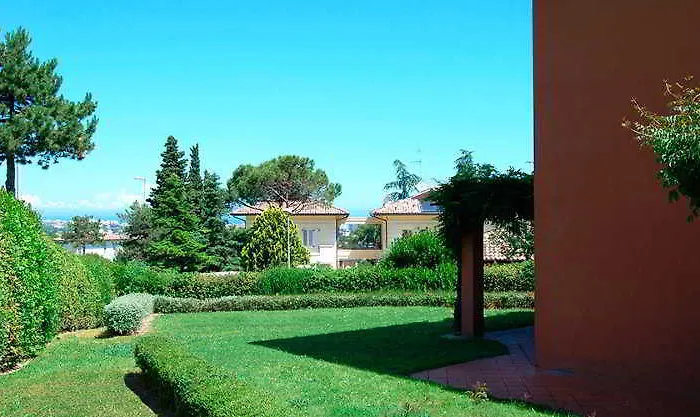 Residenze Al Colle Dei Pini 3*