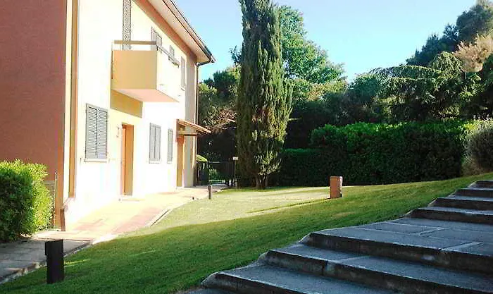 Residenze Al Colle Dei Pini Lejlighedshotel