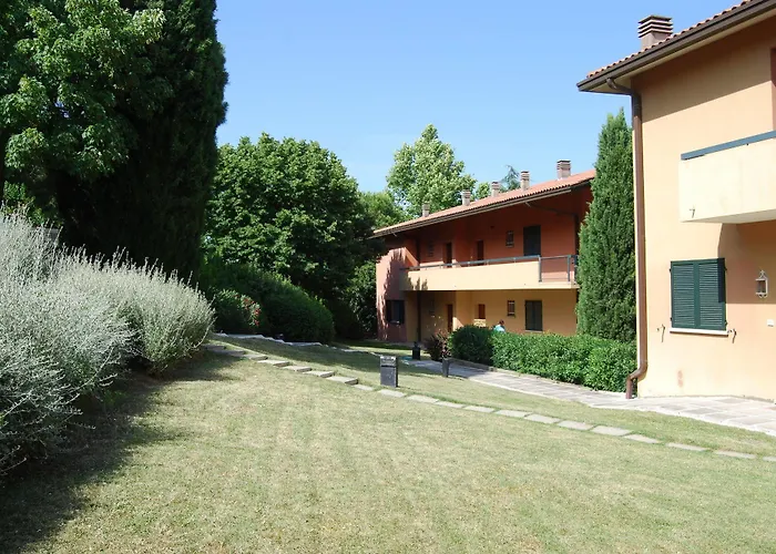 Lejlighedshotel Residenze Al Colle Dei Pini 3*