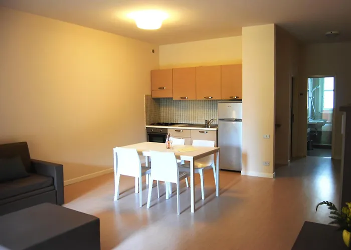 Residenze Al Colle Dei Pini 3* Riccione